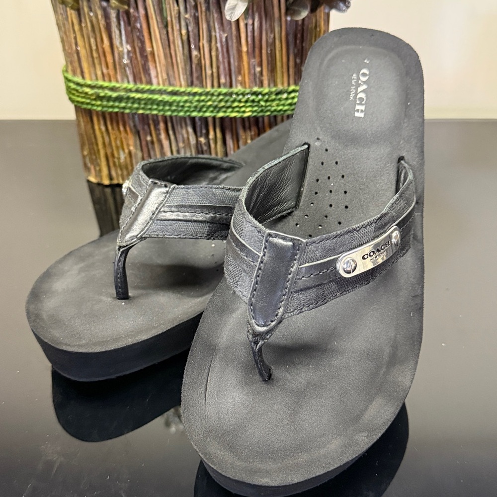 Coach Jaden Black Platform Sandals size 7.5 - Picture 4 of 12